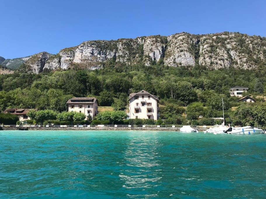Rare 2 Bedroom With Private Beach On Lake Annecy Doussard Exterior foto